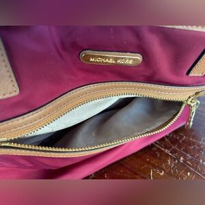 Michael Kors Tote in Merlot
